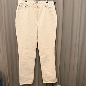 Abercrombie & Fitch Cream Women Jeans